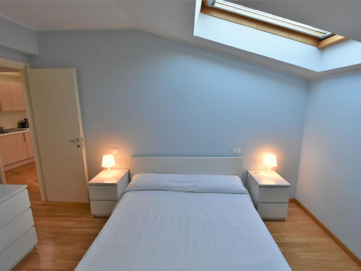 Apartment Duomo Mansarda By Interhome 伊塞奥 外观 照片